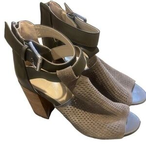 Marc Fisher Open toe Heels, size 8.5M